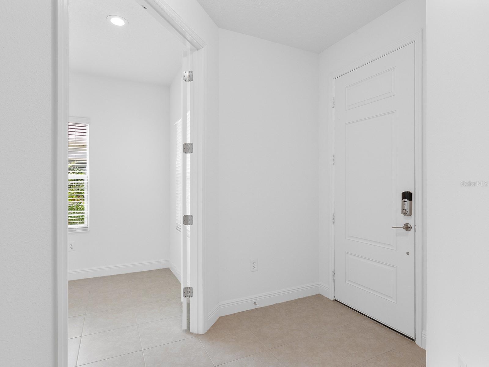 18260 VIZCAYA CT — photo 36