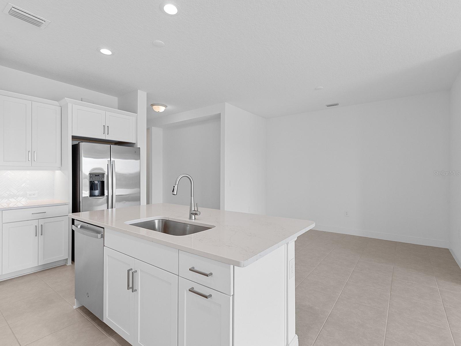 18260 VIZCAYA CT — photo 14