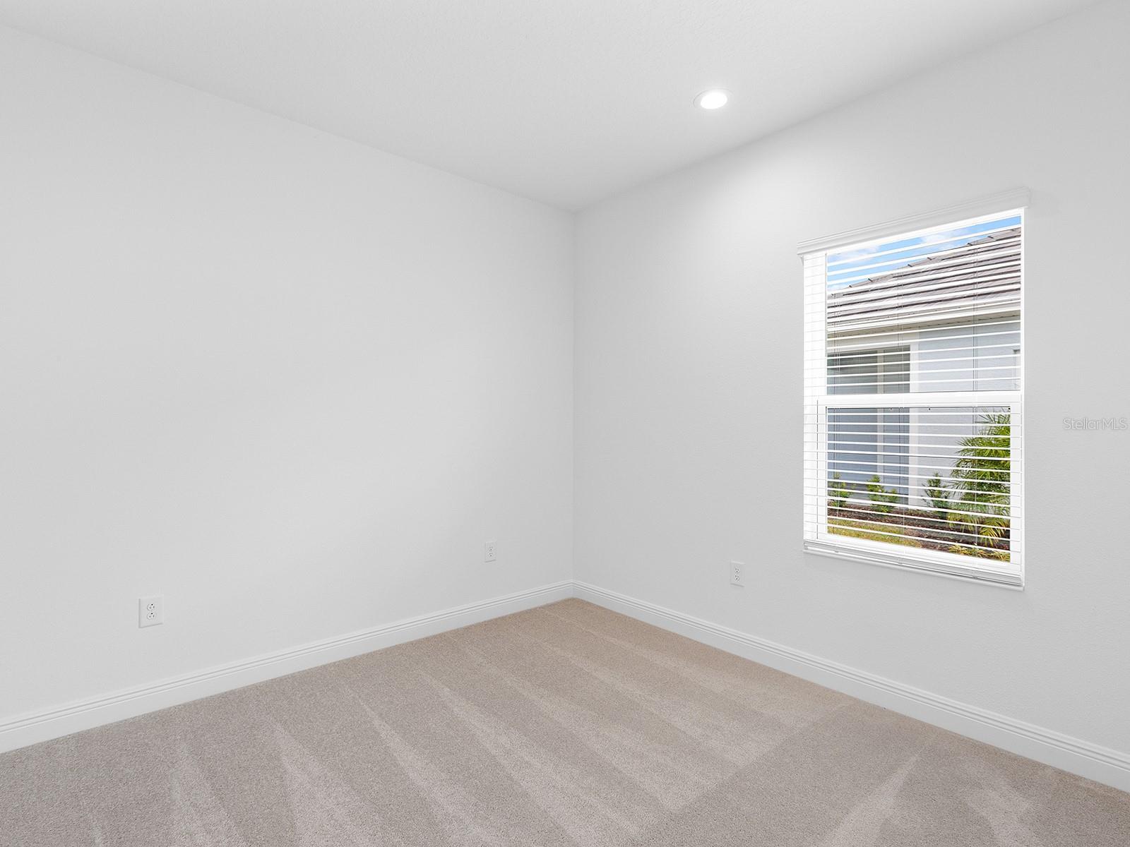 18260 VIZCAYA CT — photo 28