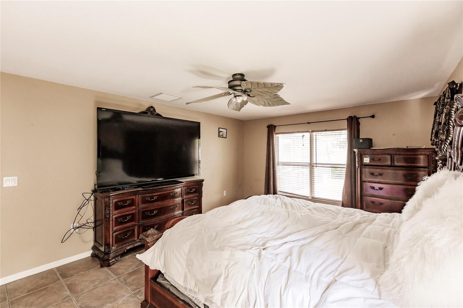4238 GOLFAIR LN — photo 15