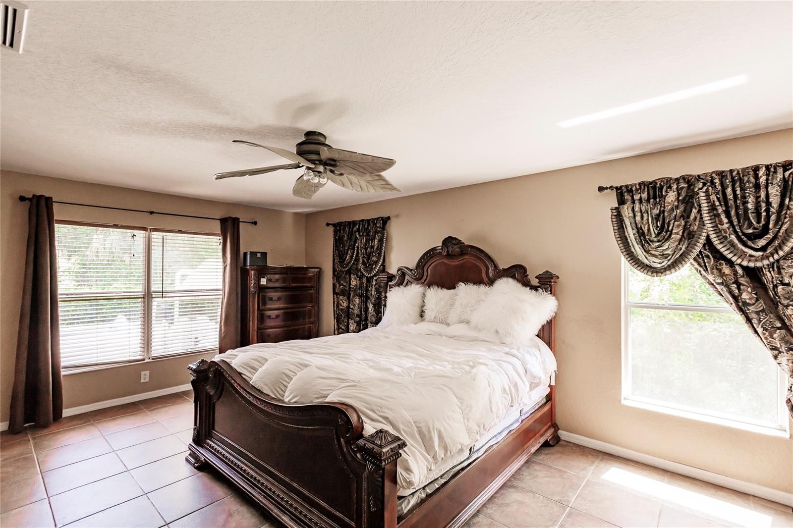 4238 GOLFAIR LN — photo 24