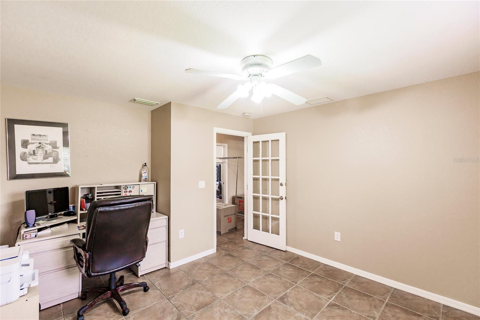 4238 GOLFAIR LN — photo 31
