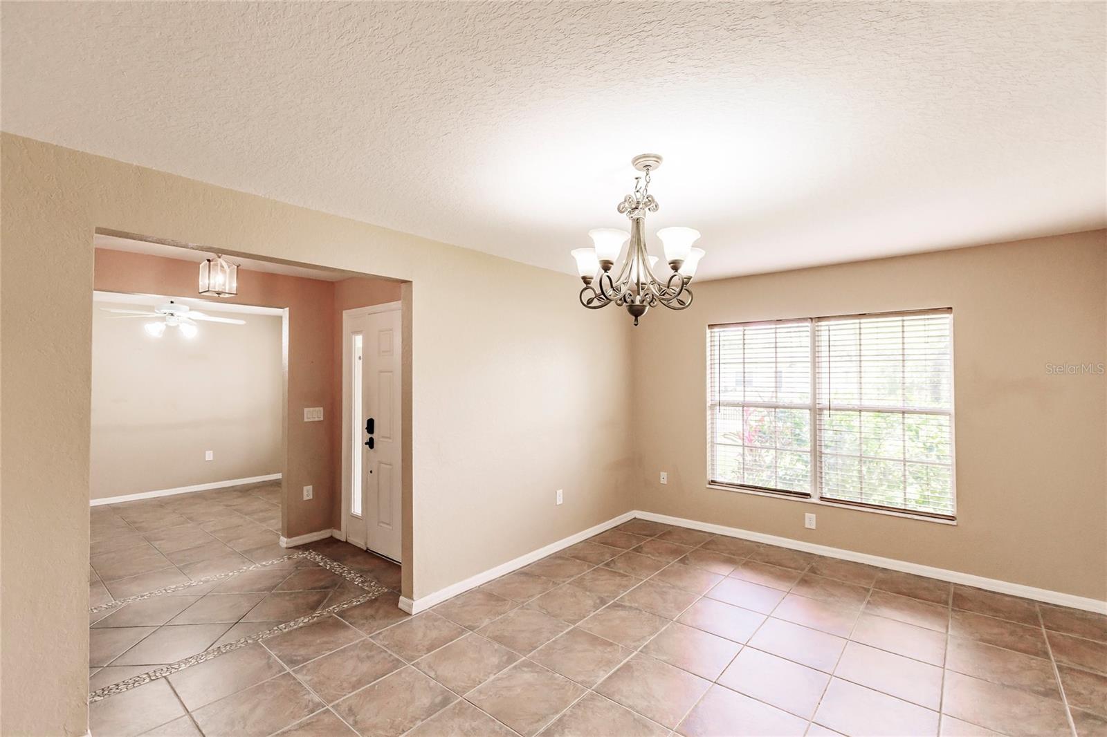 4238 GOLFAIR LN — photo 12