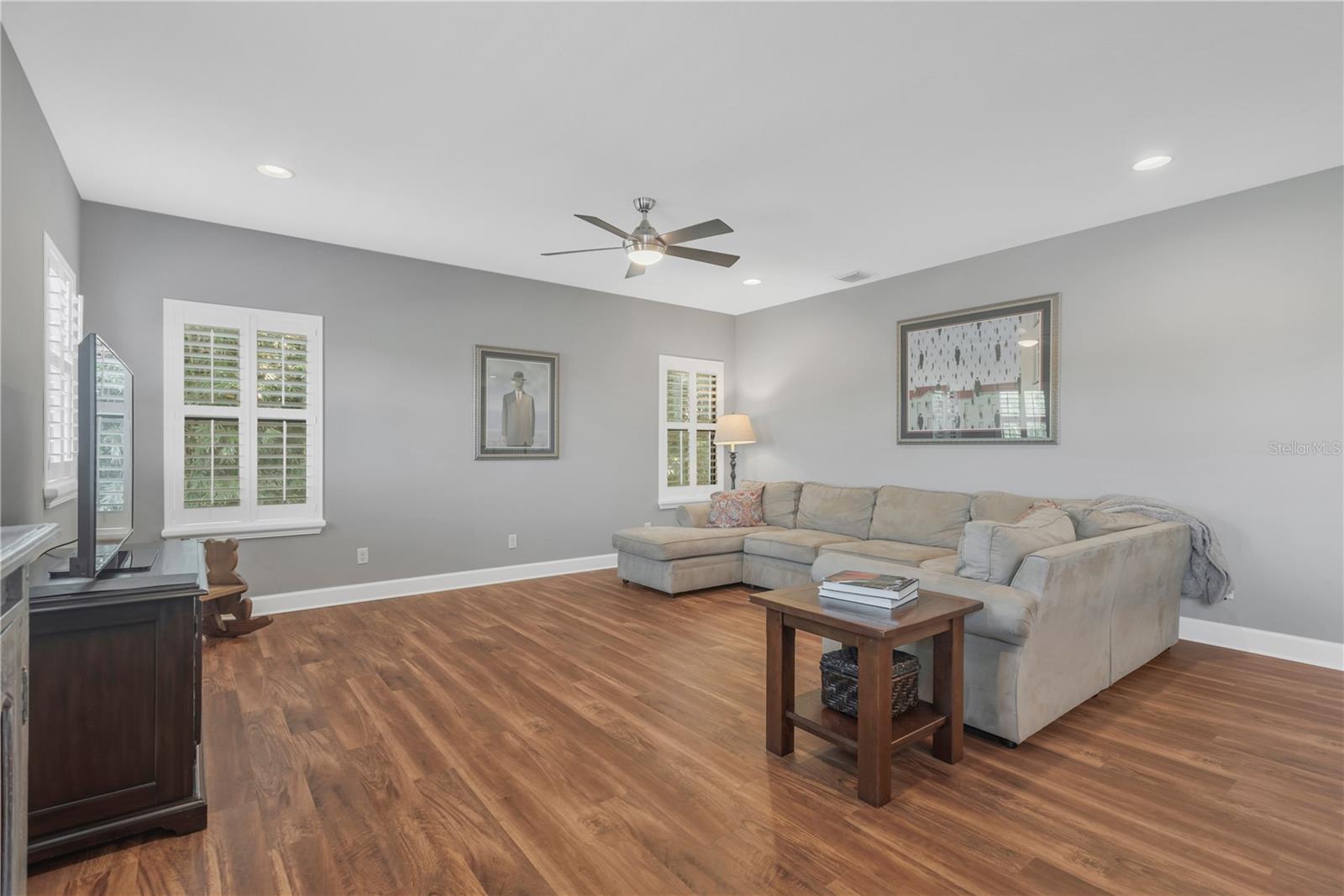 9127 TILLINGHAST DR — photo 36