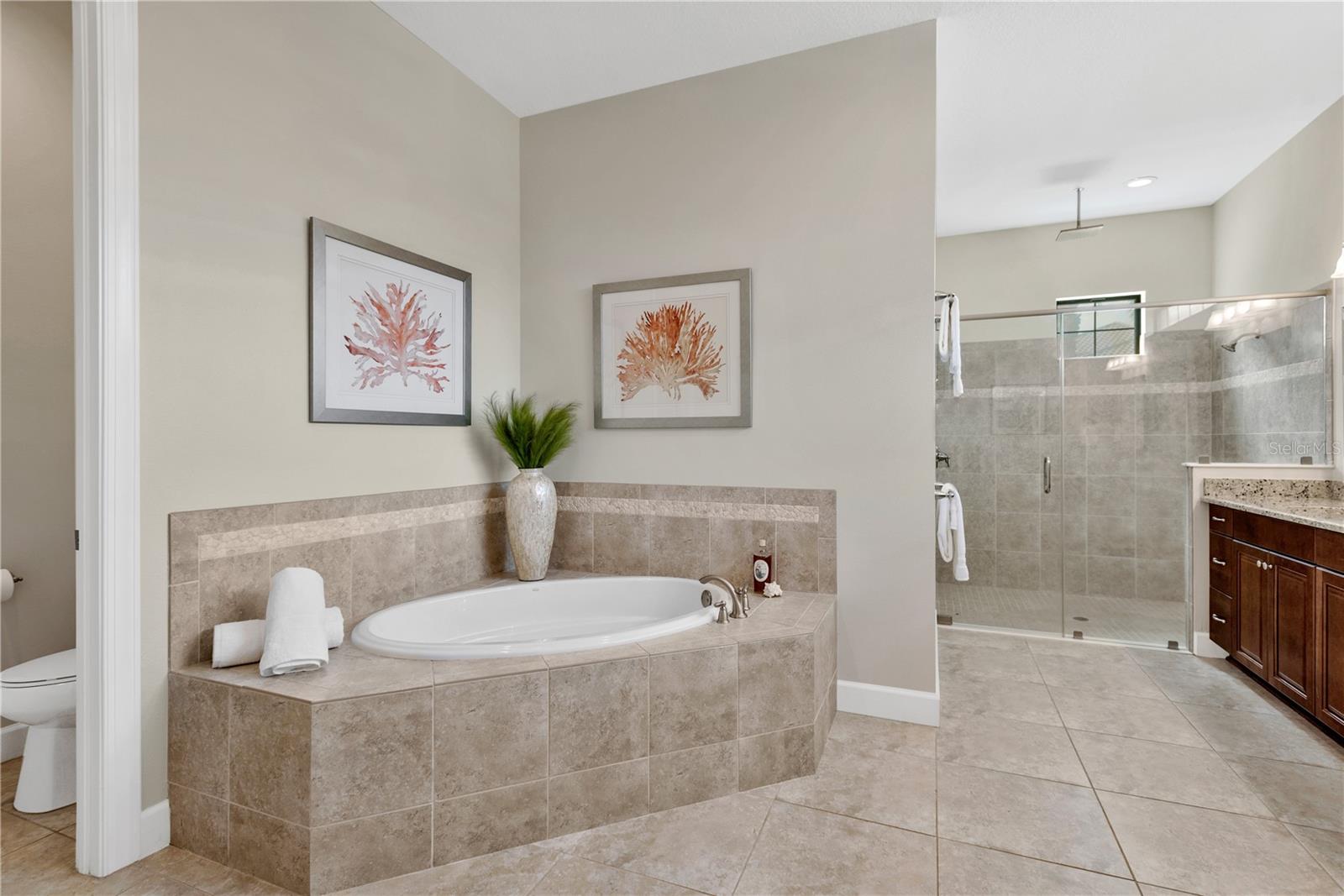 9127 TILLINGHAST DR — photo 23