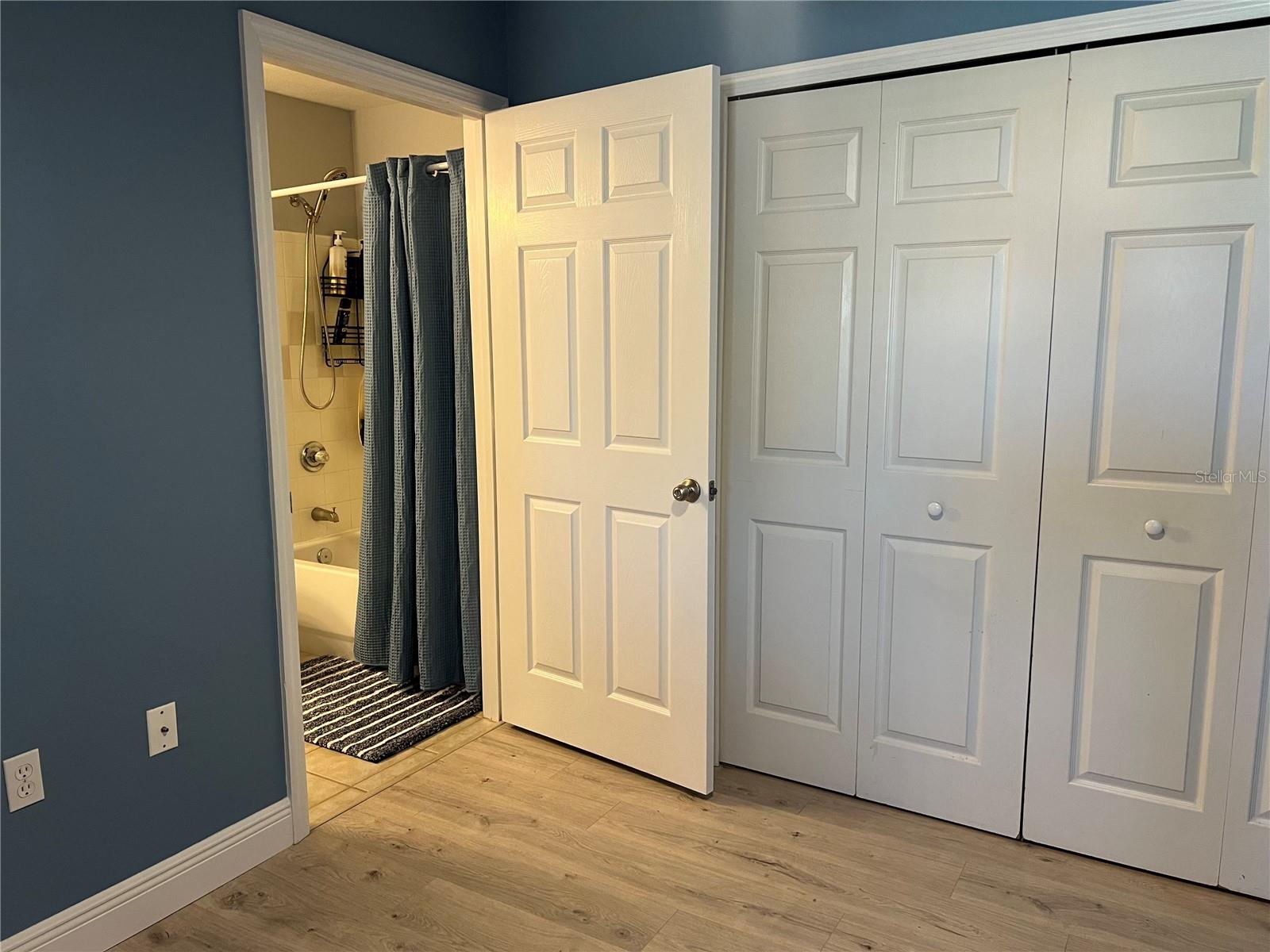 5521 ROSEHILL RD #203 — photo 32