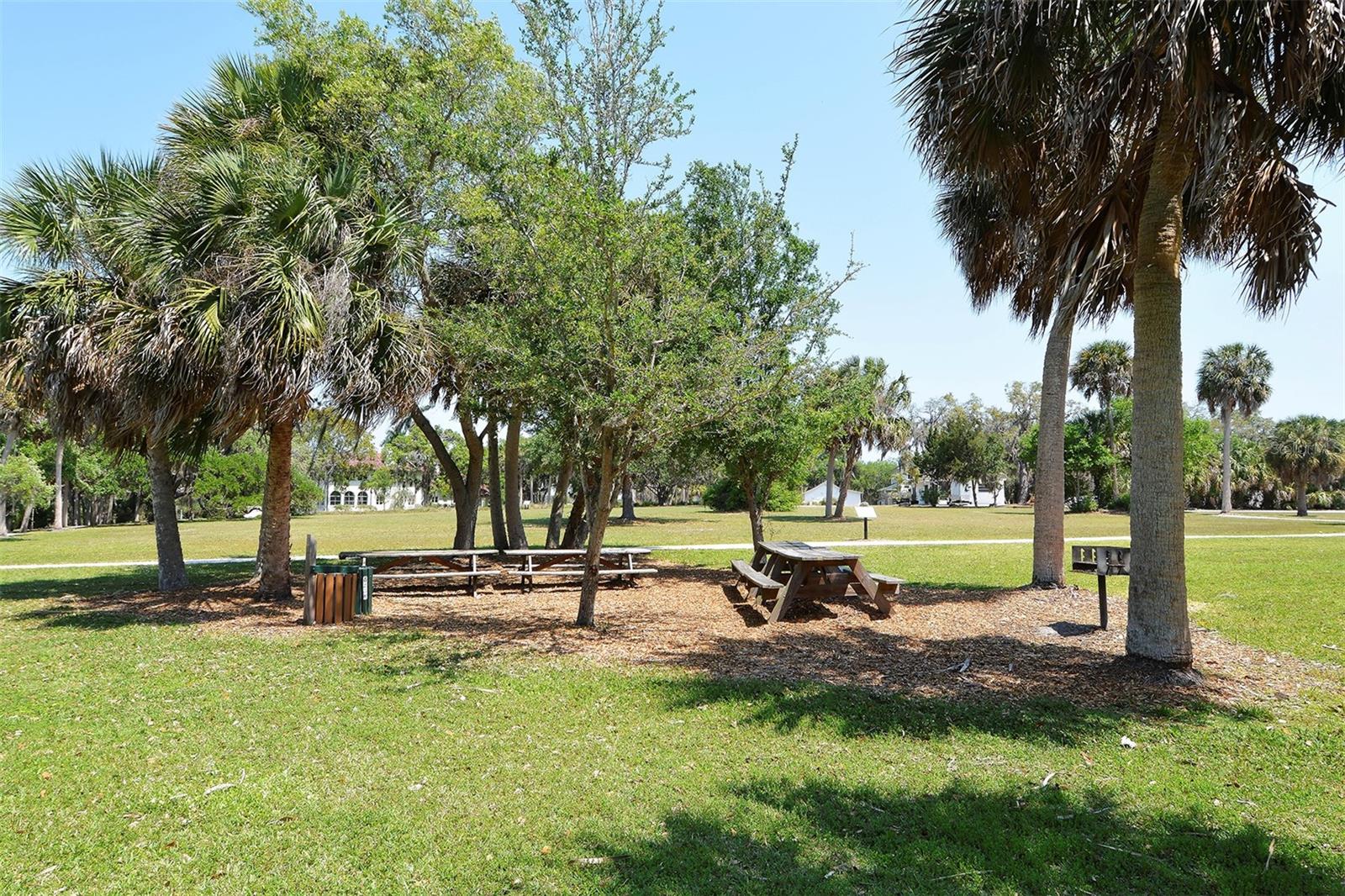 2657 RIVERBLUFF PKWY #V122 — photo 52