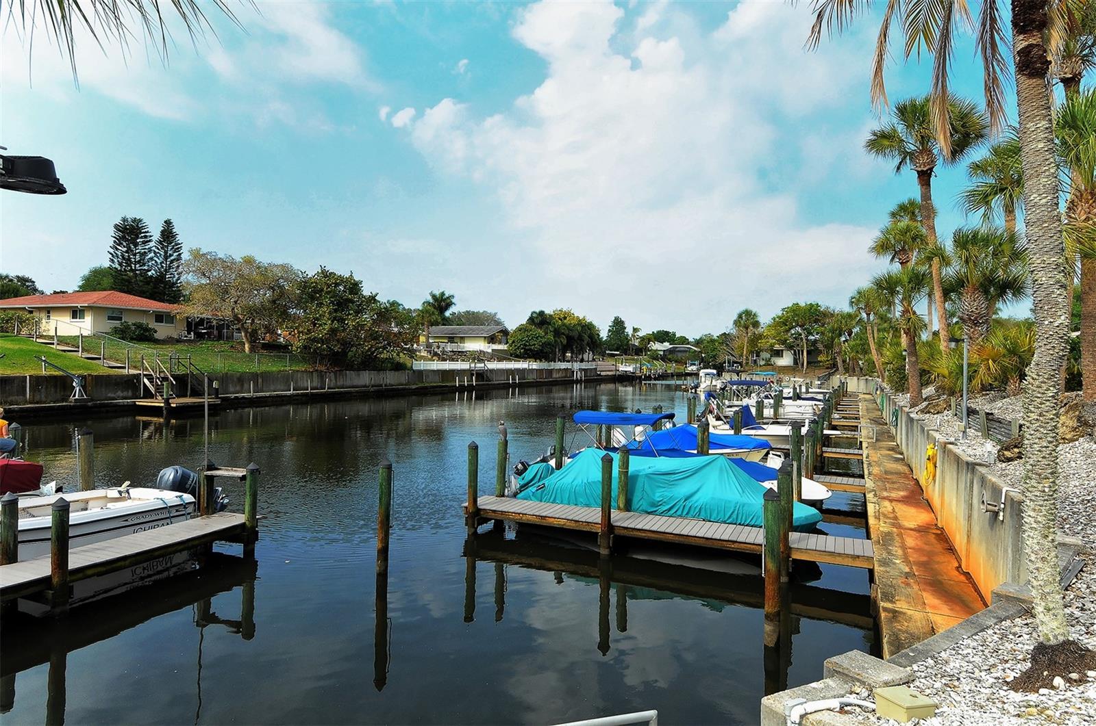 2657 RIVERBLUFF PKWY #V122 — photo 39