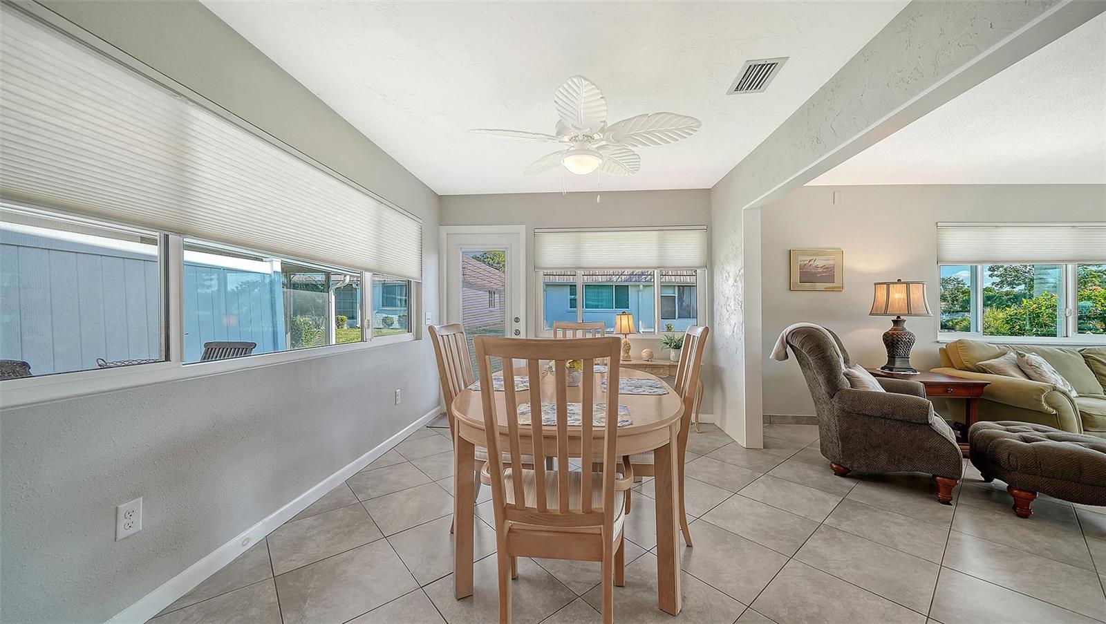 2657 RIVERBLUFF PKWY #V122 — photo 11