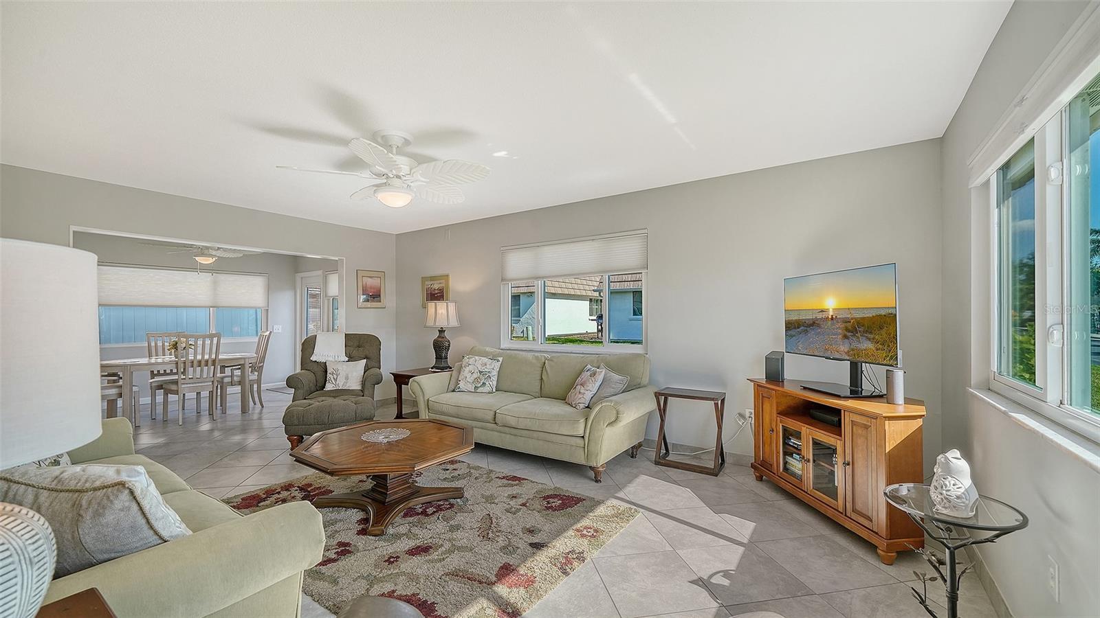 2657 RIVERBLUFF PKWY #V122 — photo 8