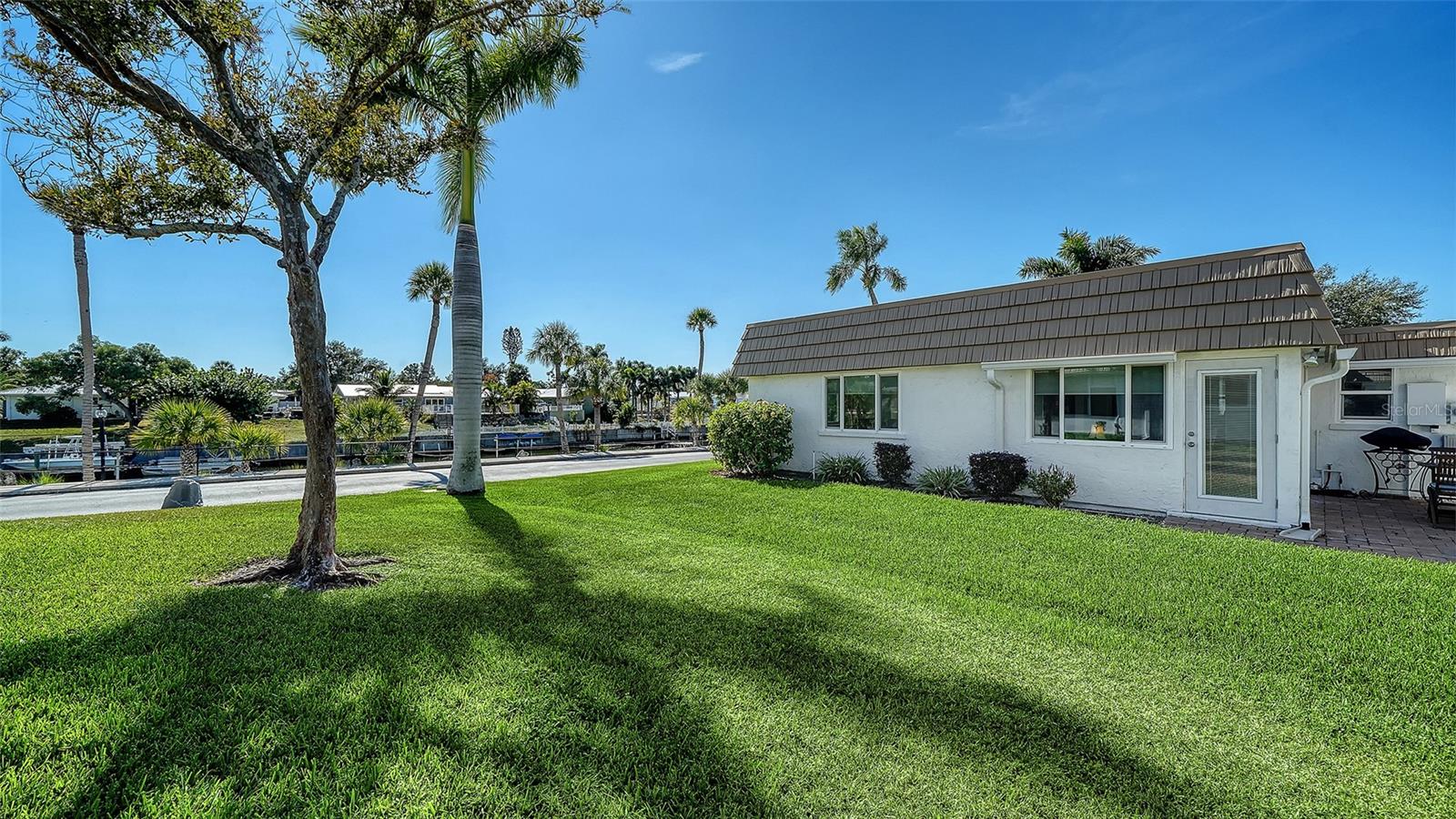 2657 RIVERBLUFF PKWY #V122 — photo 25