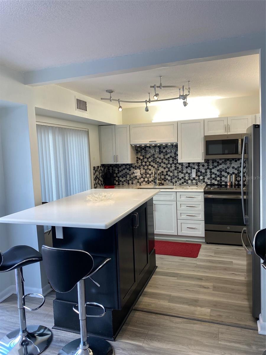 2209 BELLEAIR RD #C21 — photo 9