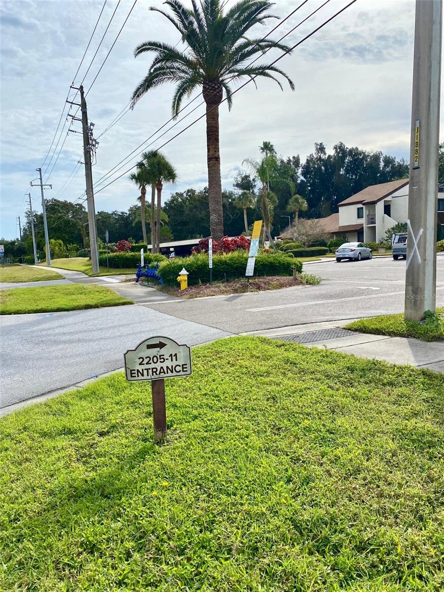 2209 BELLEAIR RD #C21 — photo 3