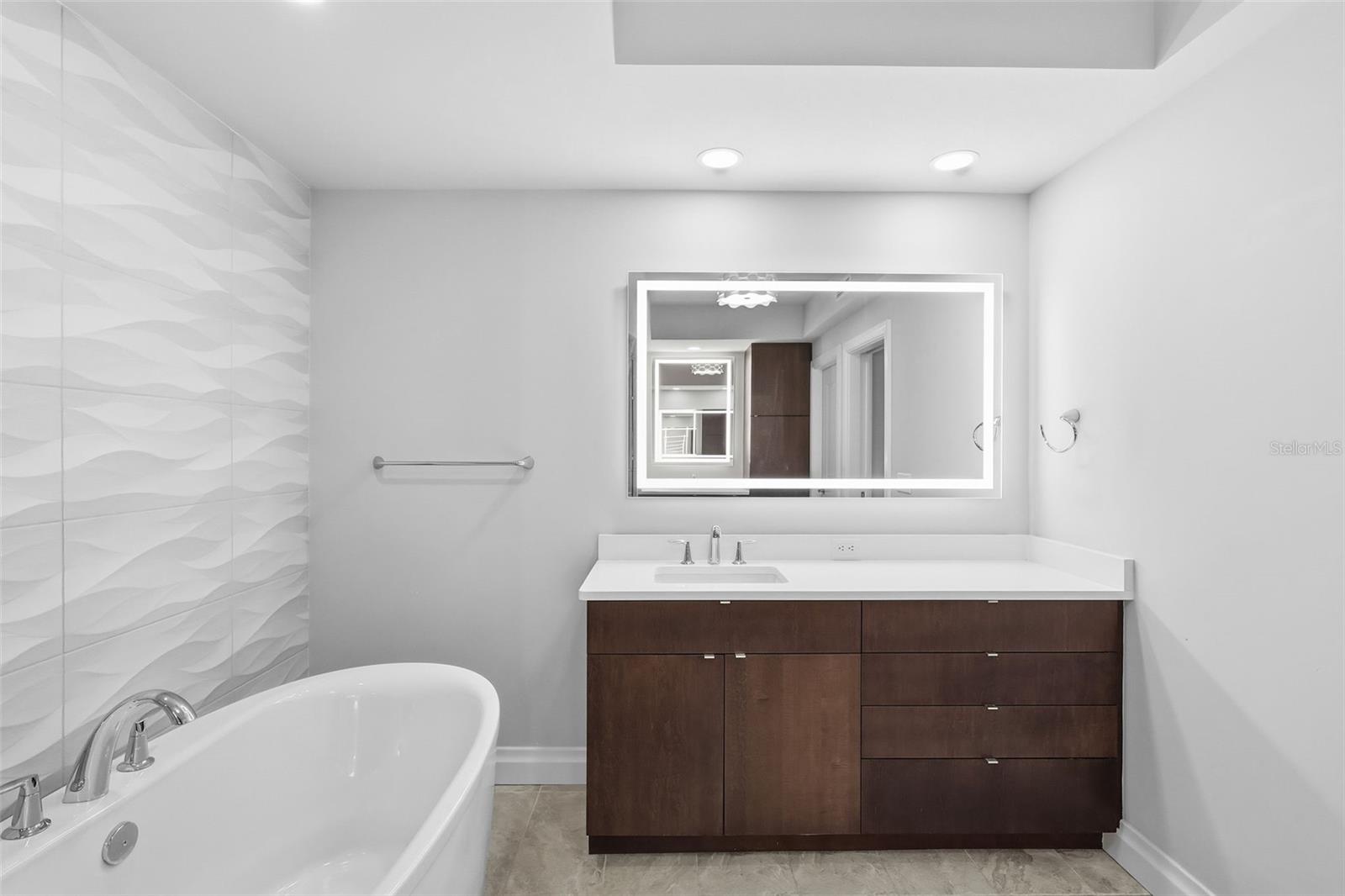 800 COLLANY RD #302 — photo 61