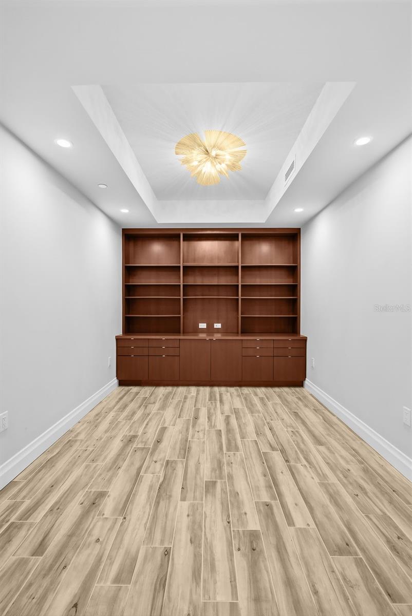 800 COLLANY RD #302 — photo 23