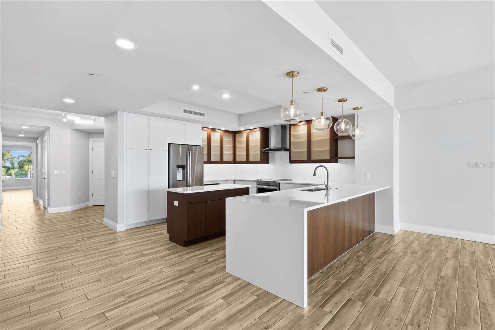 800 COLLANY RD #302 — photo 15