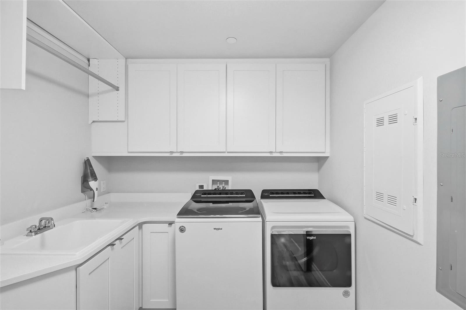 800 COLLANY RD #302 — photo 44