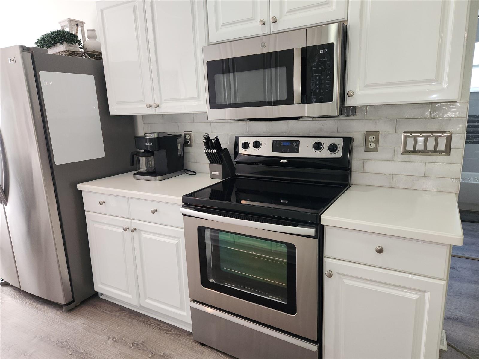 6503 FAIRWAY GARDENS DR — photo 11