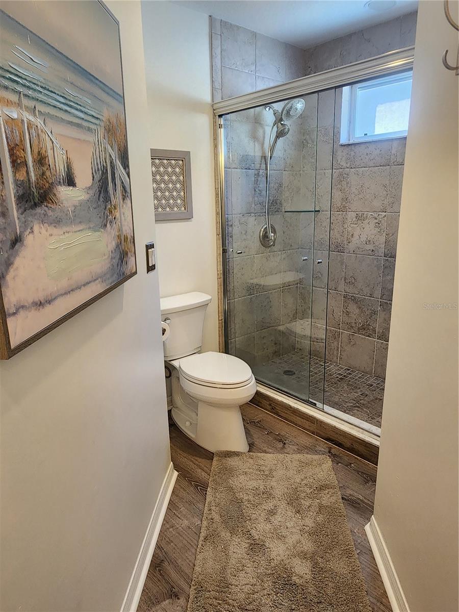 6503 FAIRWAY GARDENS DR — photo 21