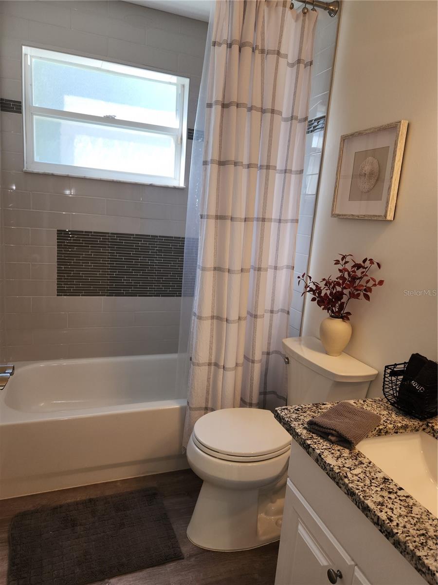 6503 FAIRWAY GARDENS DR — photo 26