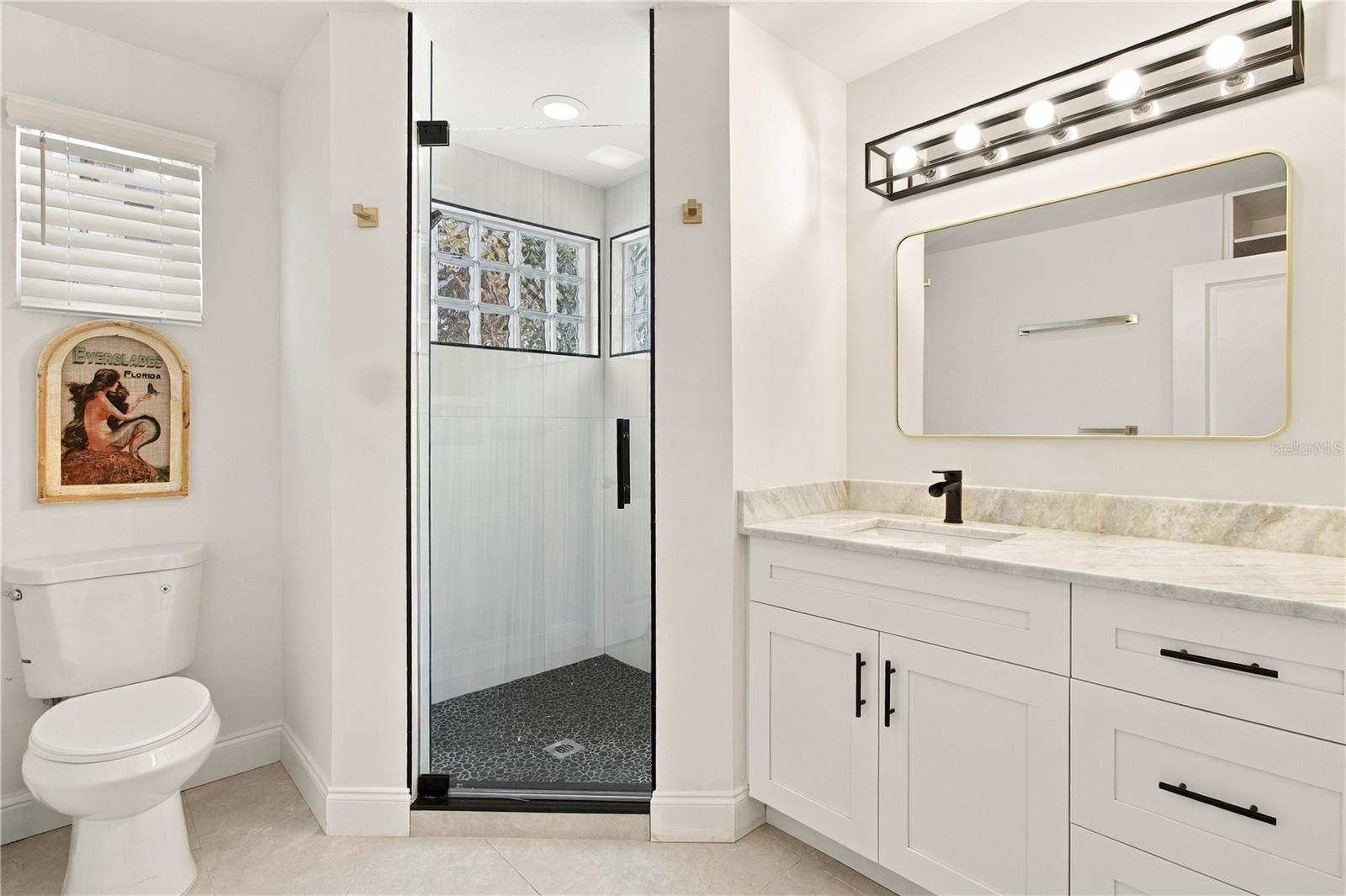 701 BROADWAY ST — photo 45