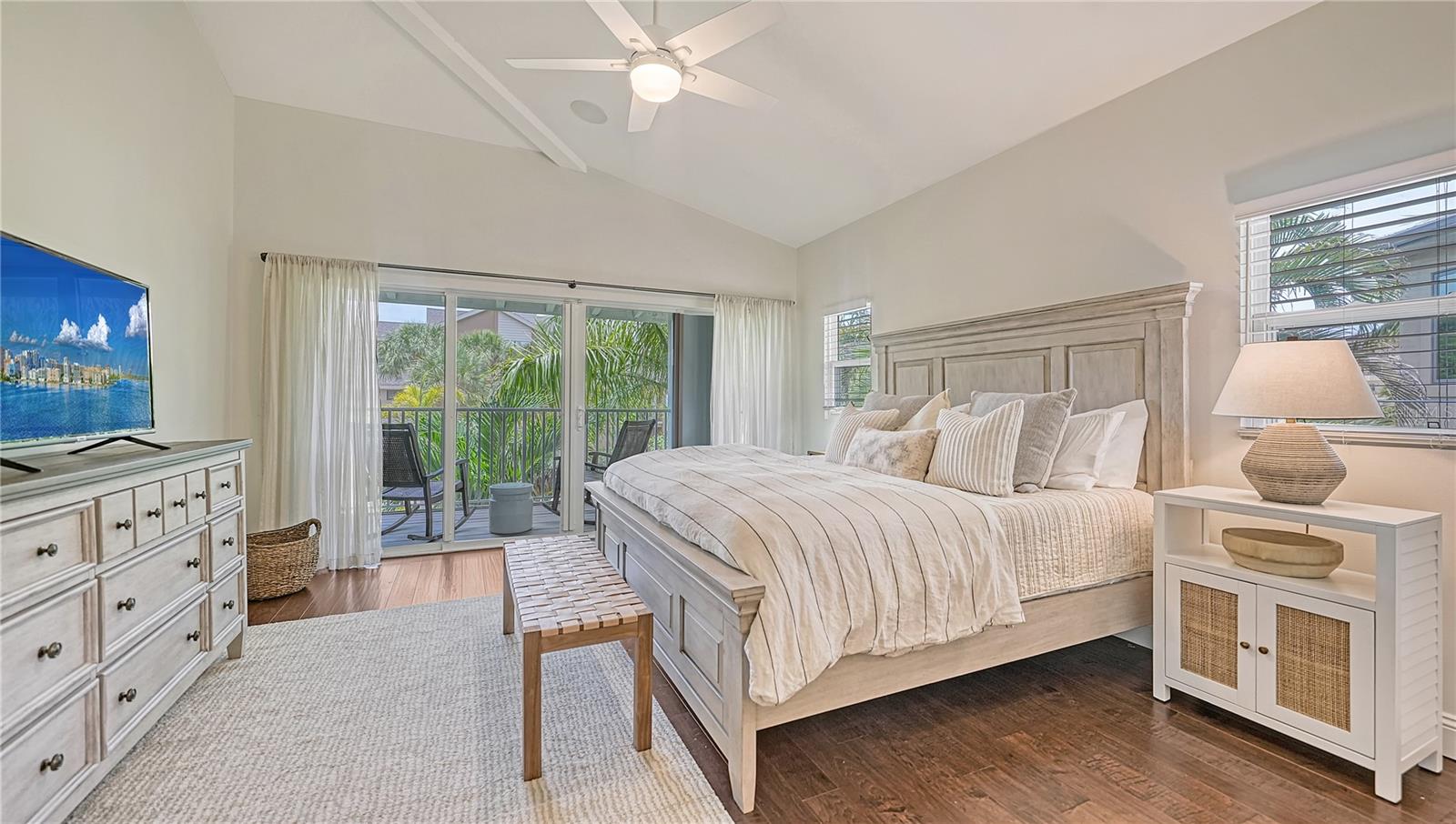 1145 HORIZON VIEW DR — photo 23