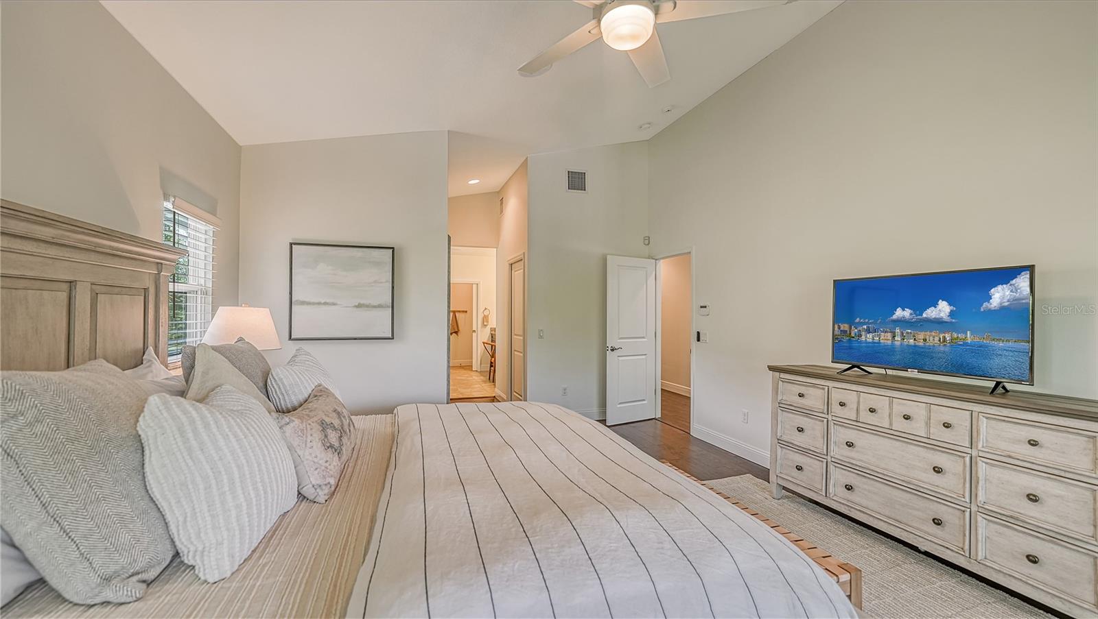 1145 HORIZON VIEW DR — photo 25
