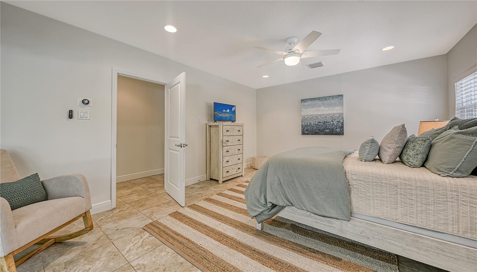 1145 HORIZON VIEW DR — photo 40