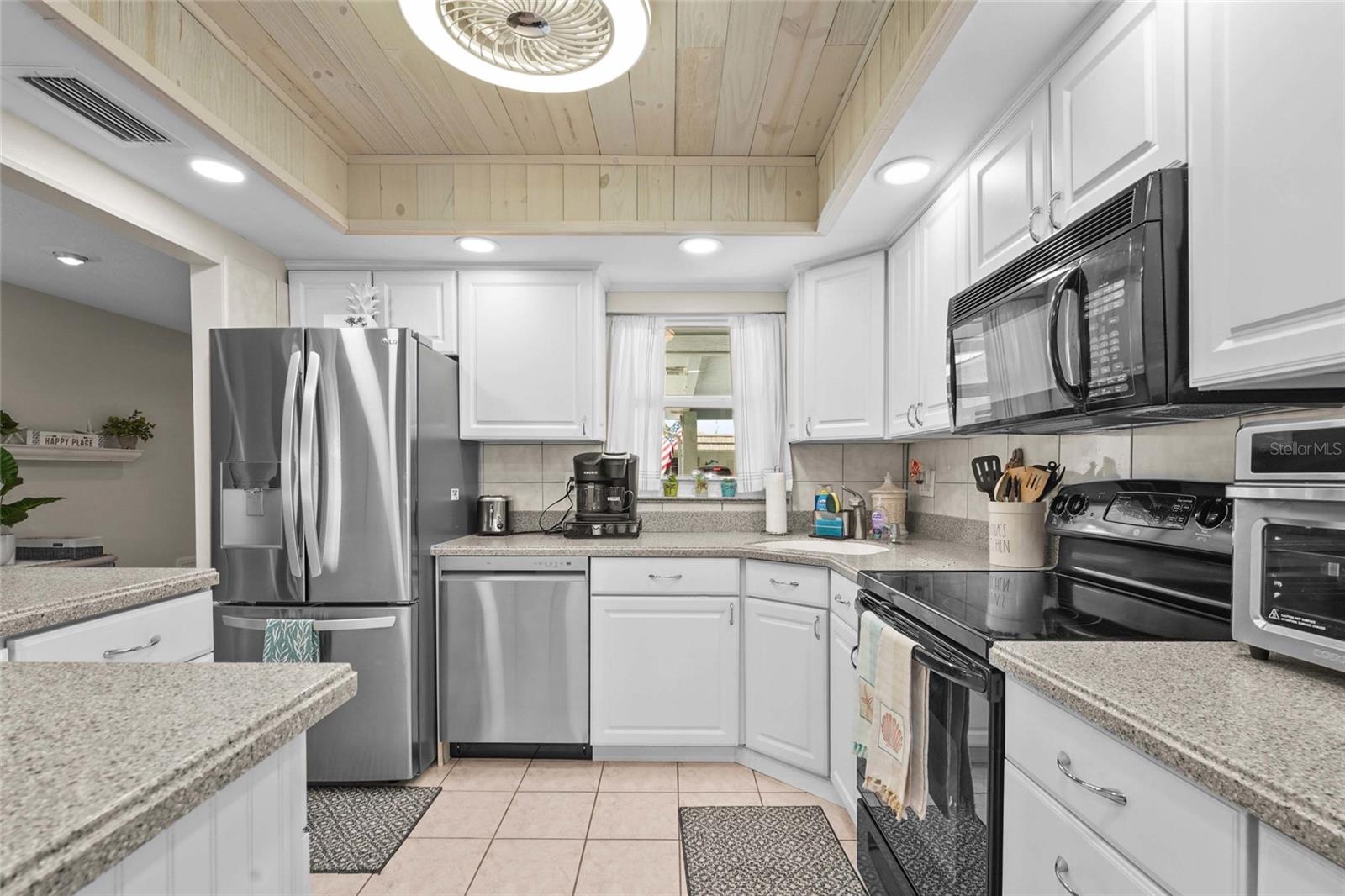 2531 RIVERBLUFF PKWY #V181 — photo 11
