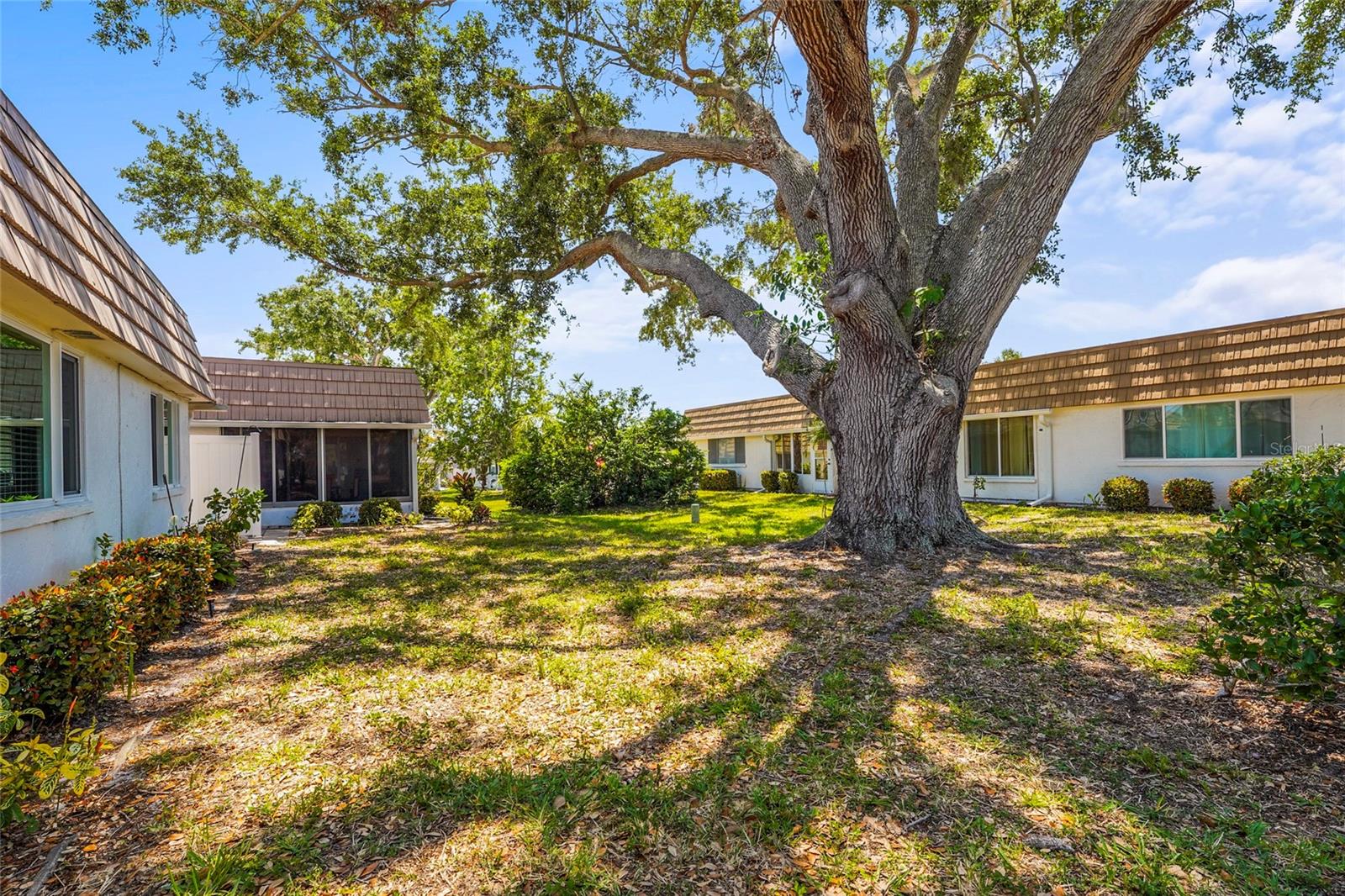 2531 RIVERBLUFF PKWY #V181 — photo 42