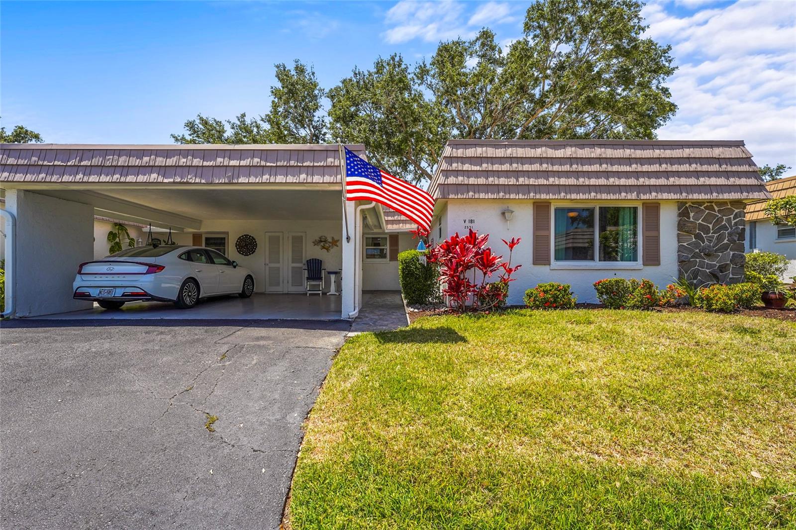 2531 RIVERBLUFF PKWY #V181 — photo 5