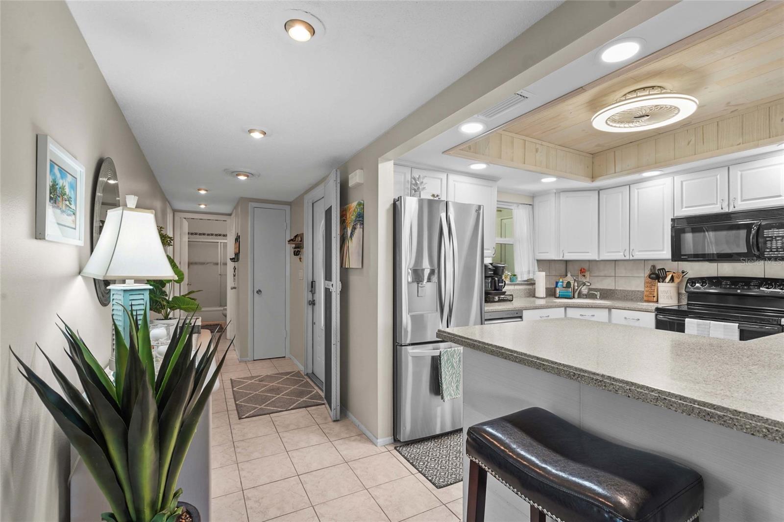 2531 RIVERBLUFF PKWY #V181 — photo 9