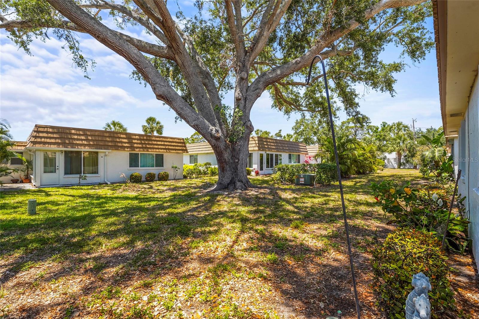 2531 RIVERBLUFF PKWY #V181 — photo 39