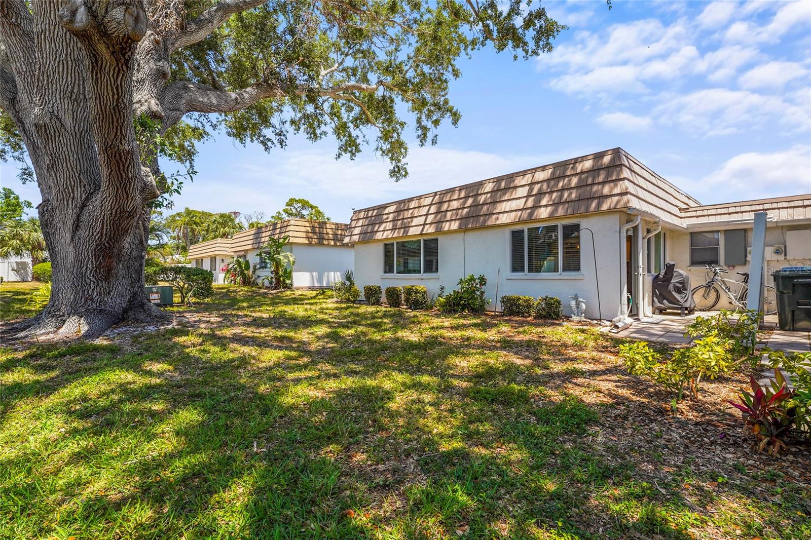 2531 RIVERBLUFF PKWY #V181 — photo 40