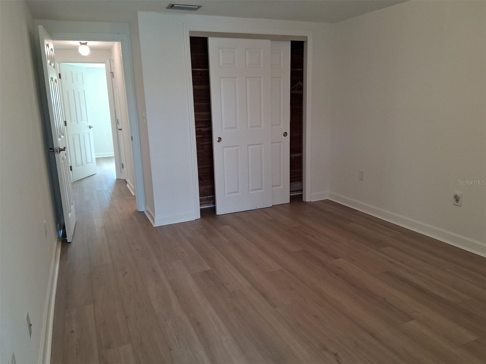 4326 SUMMERSUN DR — photo 13