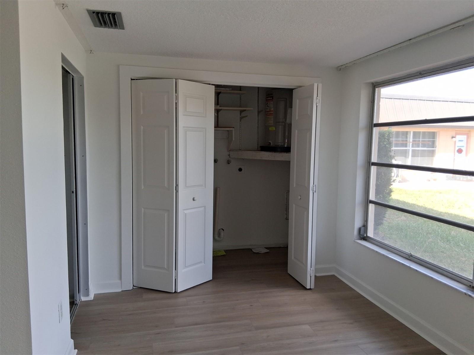 4326 SUMMERSUN DR — photo 19