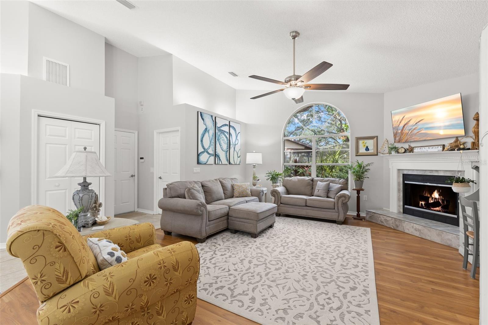 3734 THORNBUSH LN — photo 24