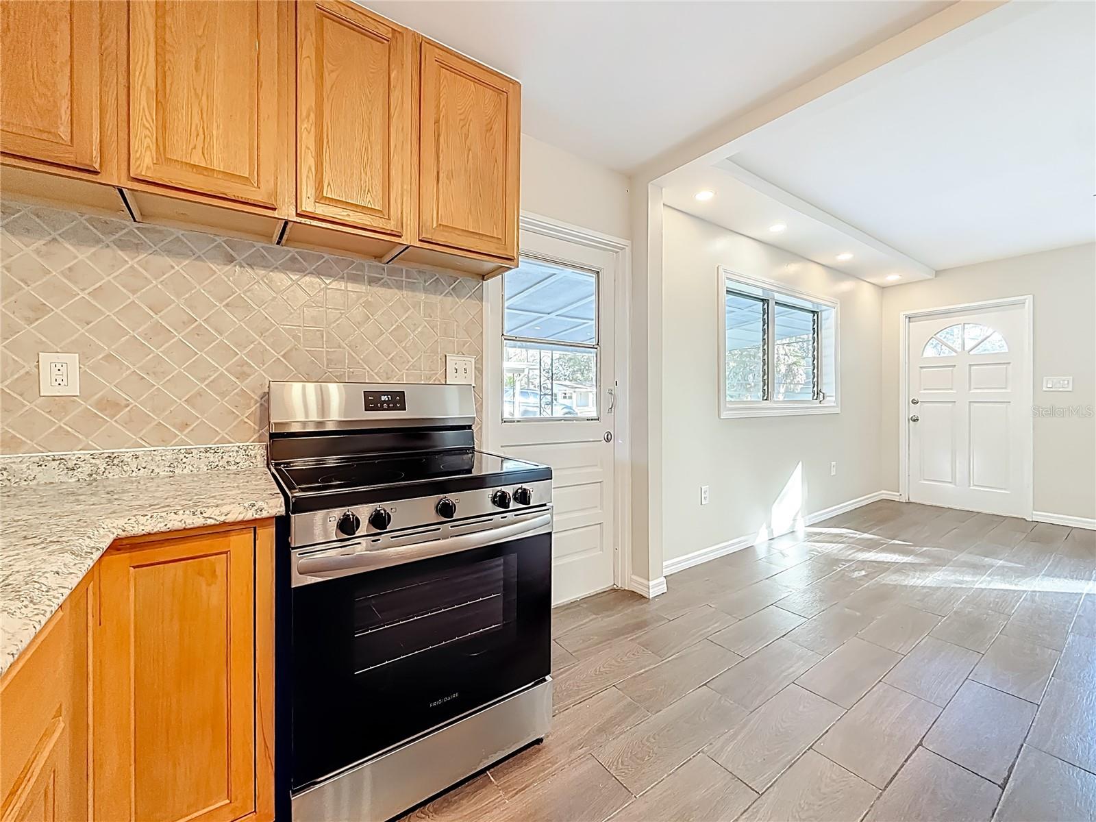 5051 AVERY RD — photo 40