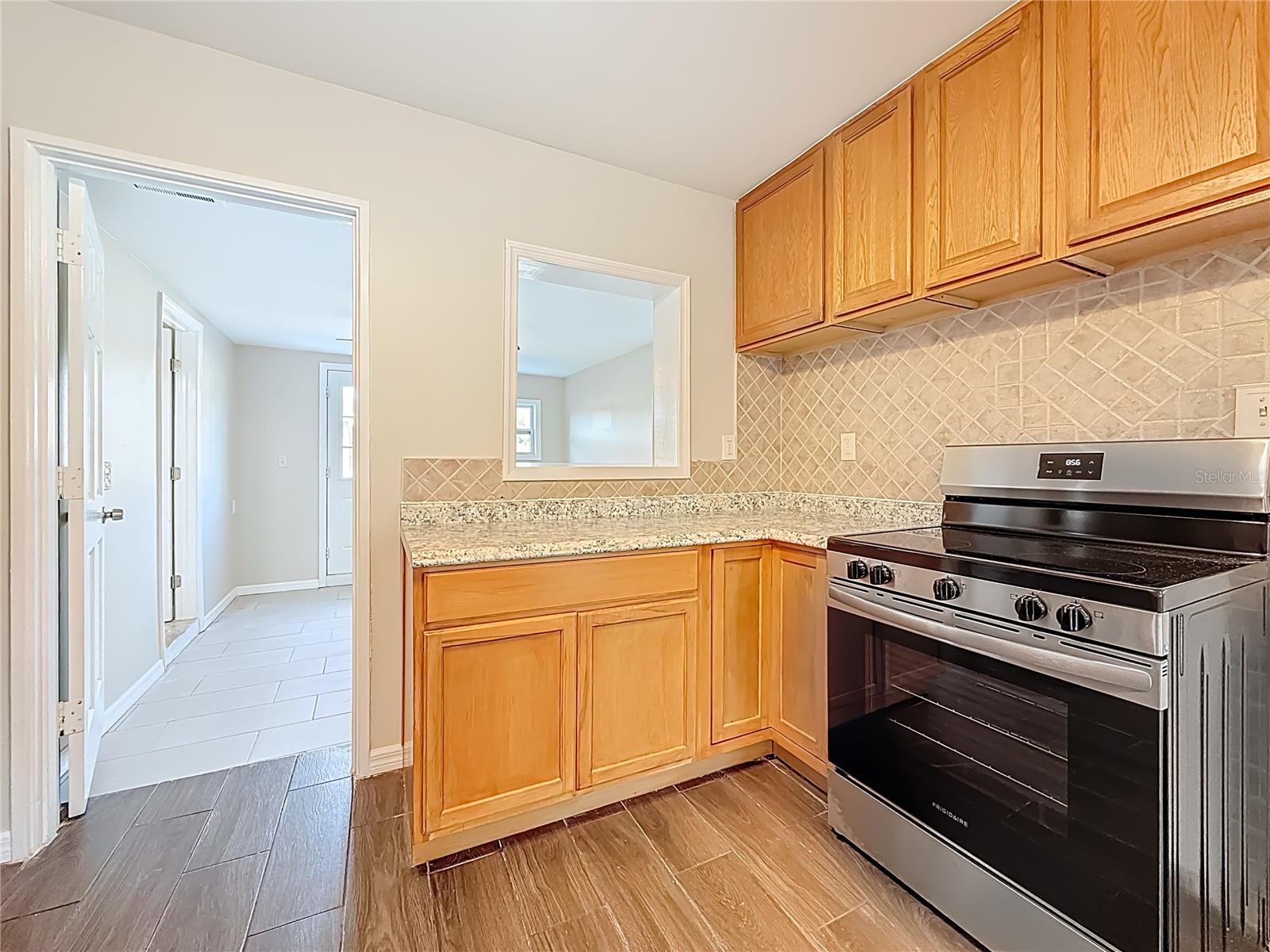 5051 AVERY RD — photo 41