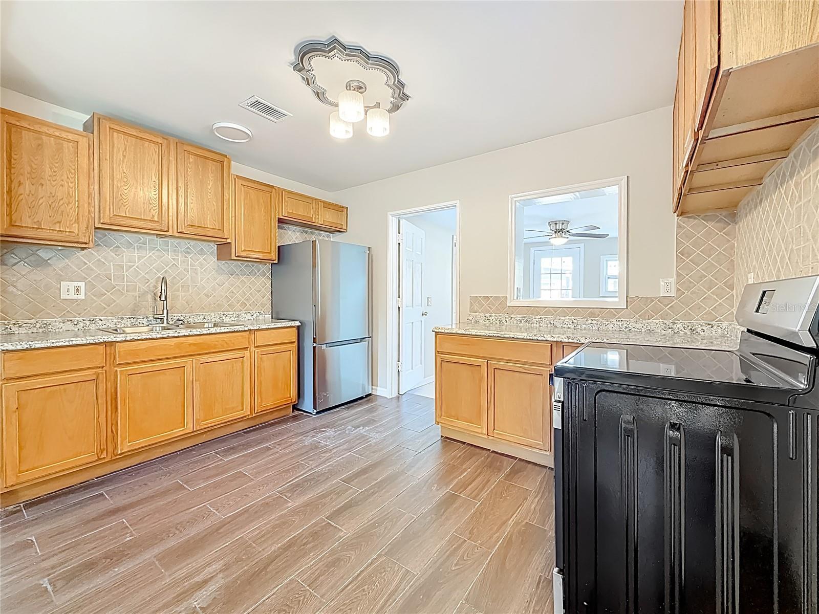 5051 AVERY RD — photo 42