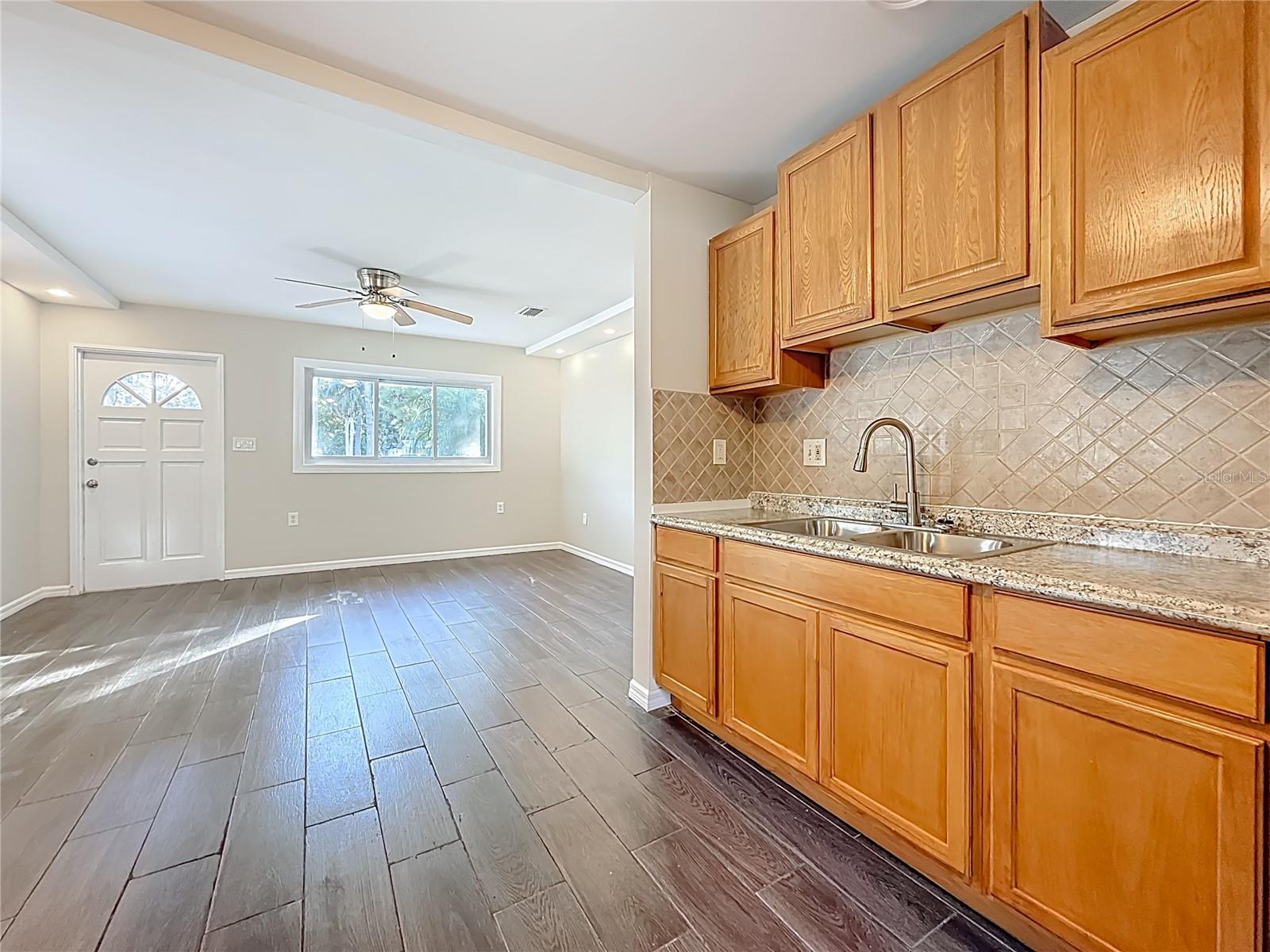 5051 AVERY RD — photo 38