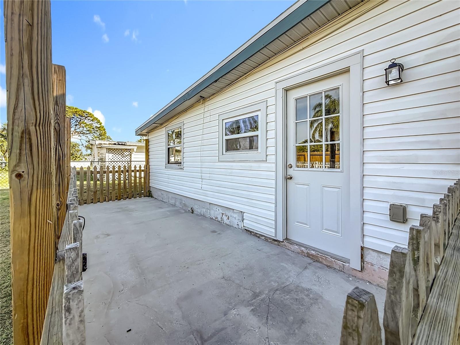5051 AVERY RD — photo 13