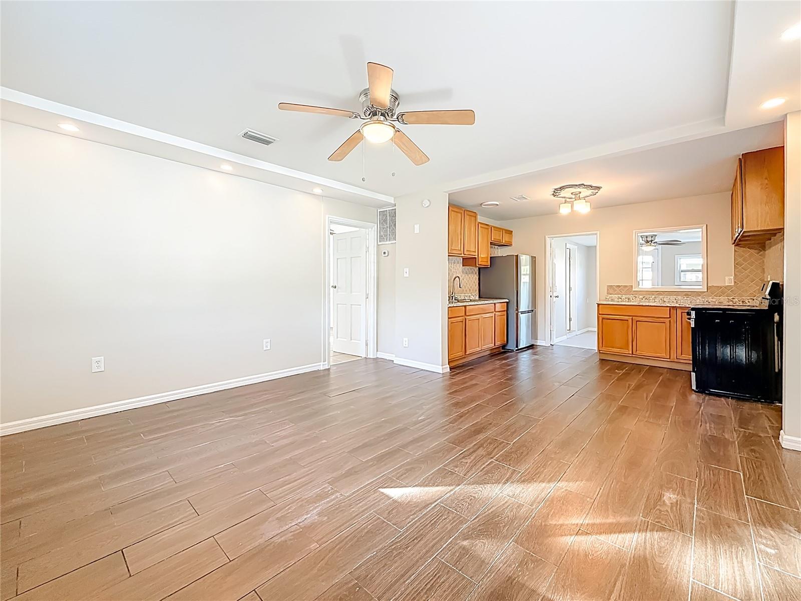 5051 AVERY RD — photo 48