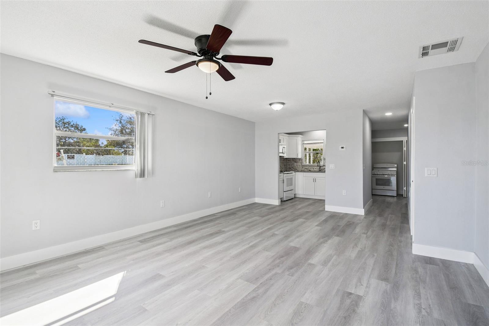 4911 FLORAMAR TER — photo 12