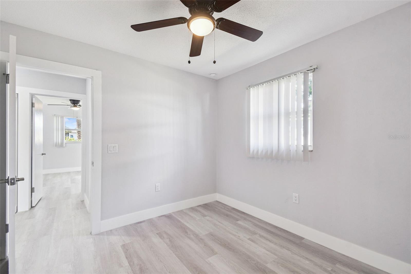 4911 FLORAMAR TER — photo 24