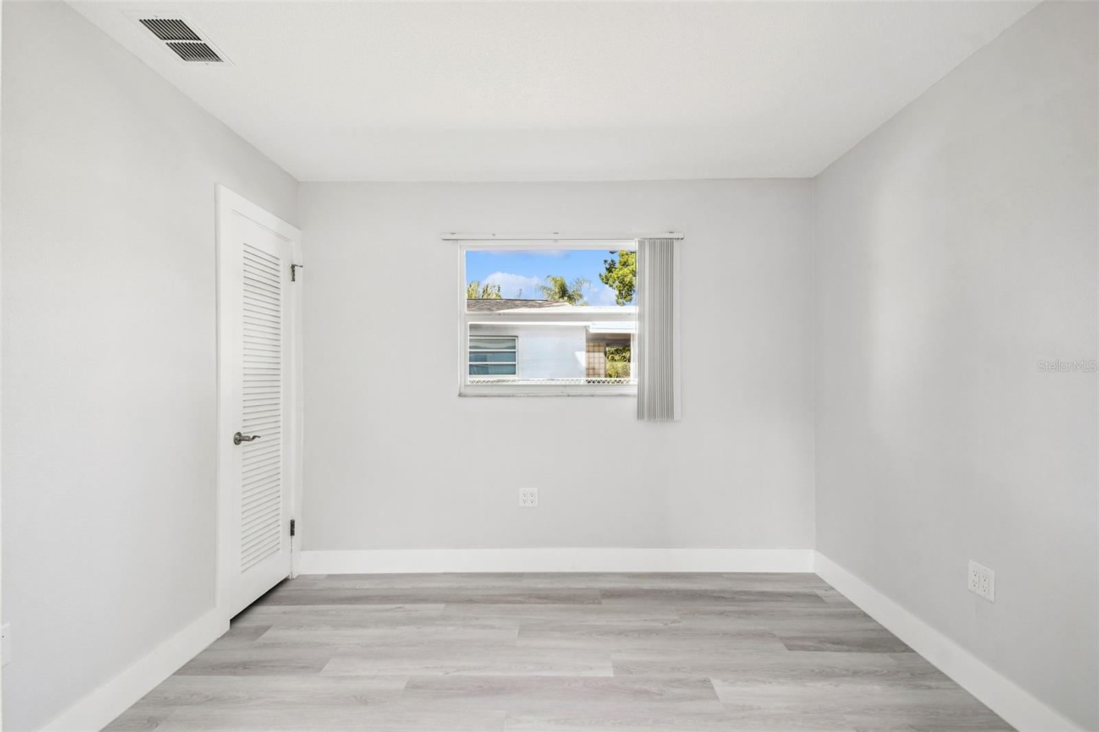 4911 FLORAMAR TER — photo 13