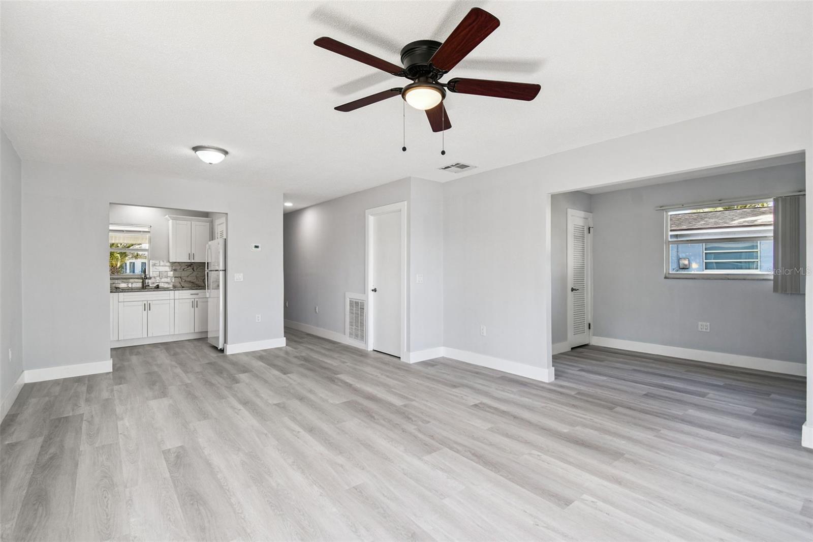 4911 FLORAMAR TER — photo 10