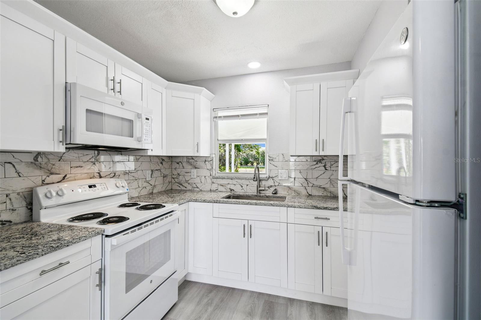 4911 FLORAMAR TER — photo 15