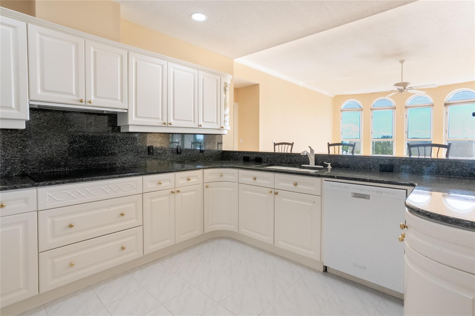 288 BEACH DR NE #4B — photo 21