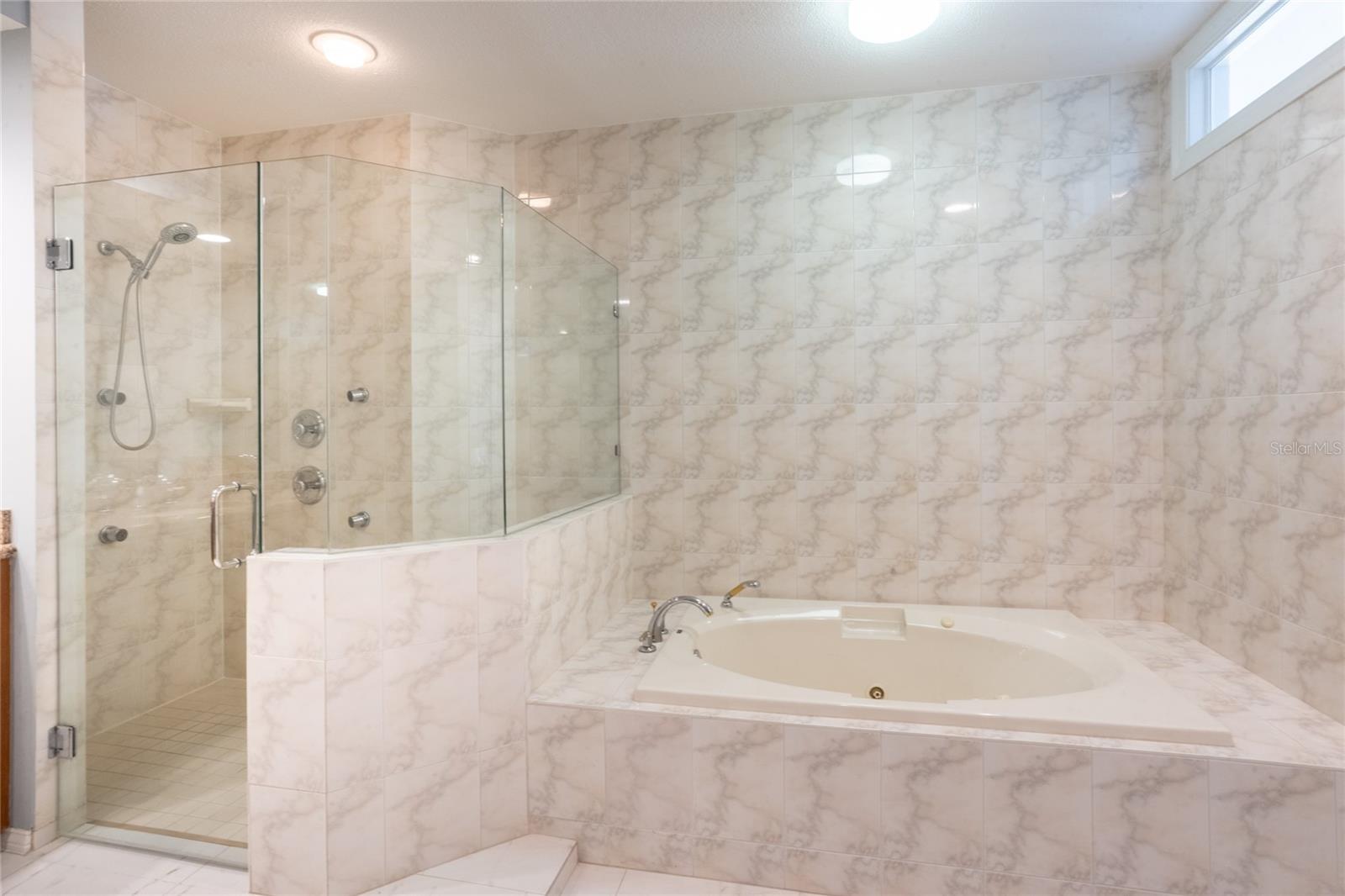 288 BEACH DR NE #4B — photo 48